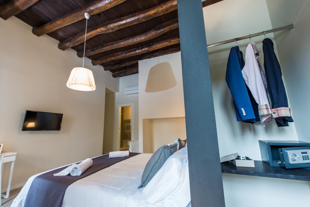 Luxuryenne Hotel Cagliari Luaran gambar